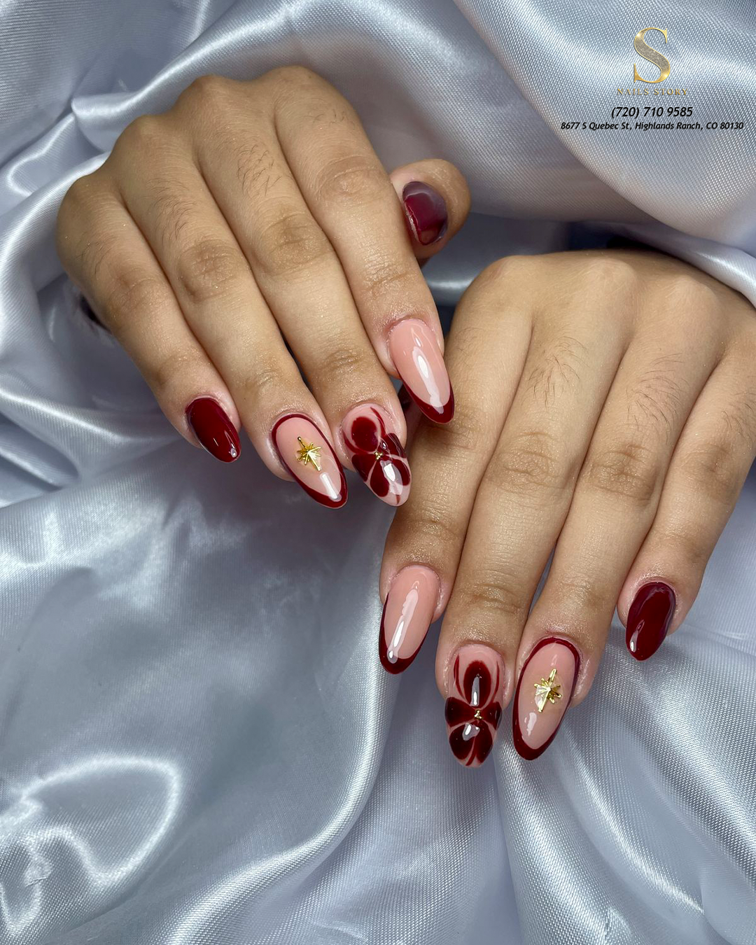 Nails Story logo